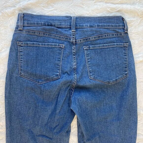 NYDJ Lift & Tuck Sparkle Hem Cropped High Waist Capri - Women’s 8 - Picture 4 of 10